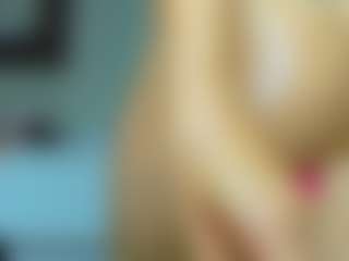 tykitaa's Live Sex Cam Show