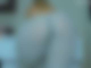 Live cam show with tykitaa - Squirt on TeamSkeetLive
