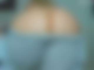 tykitaa's Live Sex Cam Show