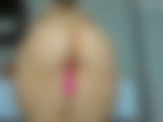 tykitaa's Live Sex Cam Show
