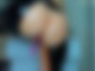 tykitaa's Live Sex Cam Show