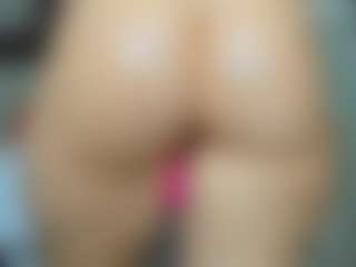 tykitaa's Live Sex Cam Show