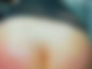 tykitaa's Live Sex Cam Show