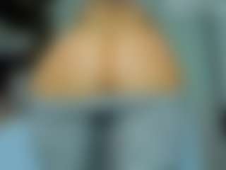 tykitaa's Live Sex Cam Show