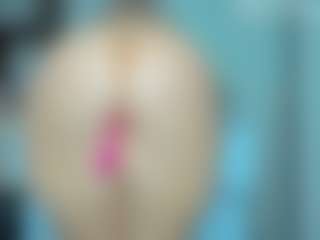 tykitaa's Live Sex Cam Show