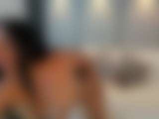 ashly-moonn's Live Sex Cam Show