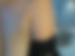 ashly-moonn's Live Sex Cam Show