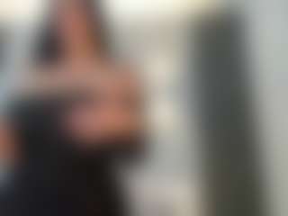 Live cam show with ashly-moonn - BBW on Livezox