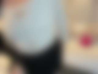 ashly-moonn's Live Sex Cam Show