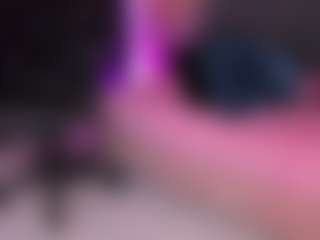 ashly-moonn's Live Sex Cam Show