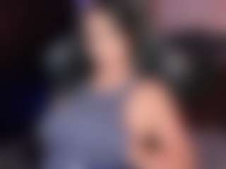 ashly-moonn's Live Sex Cam Show