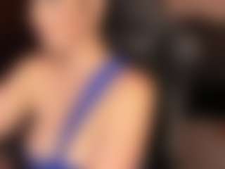 Live cam show with ashly-moonn - Tittyfuck on Camsoda