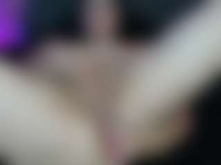 ashly-moonn's Live Sex Cam Show