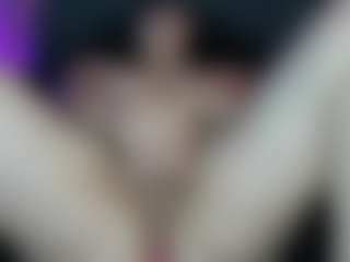 ashly-moonn's Live Sex Cam Show