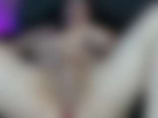 ashly-moonn's Live Sex Cam Show