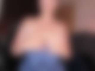 ashly-moonn's Live Sex Cam Show