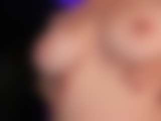 ashly-moonn's Live Sex Cam Show