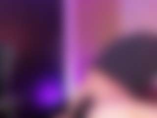 ashly-moonn's Live Sex Cam Show