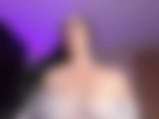 ashly-moonn's Live Sex Cam Show
