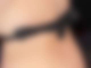ashly-moonn's Live Sex Cam Show