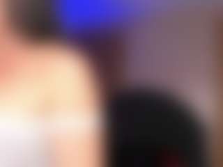 ashly-moonn's Live Sex Cam Show