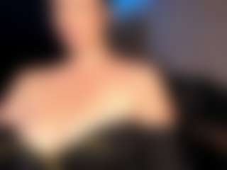 ashly-moonn's Live Sex Cam Show