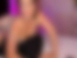 Live cam show with ashly-moonn - Striptease on SinfulBabes