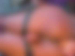 Live cam show with bayolet - Average on SmokeAndPoke