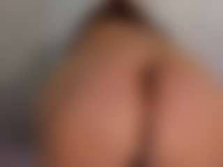 Live cam show with Beyonce03 - Brown Hair on Camsoda