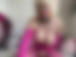 bratzdollchloe's Live Sex Cam Show