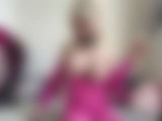 bratzdollchloe's Live Sex Cam Show