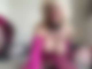 bratzdollchloe's Live Sex Cam Show