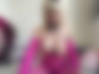 bratzdollchloe's Live Sex Cam Show