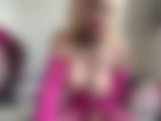 bratzdollchloe's Live Sex Cam Show