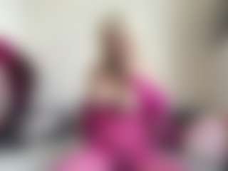 bratzdollchloe's Live Sex Cam Show