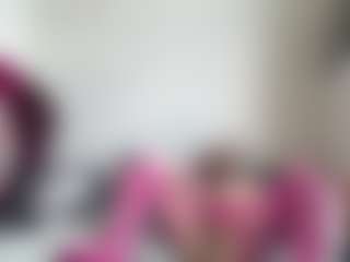 bratzdollchloe's Live Sex Cam Show