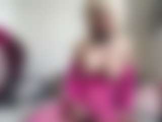 bratzdollchloe's Live Sex Cam Show