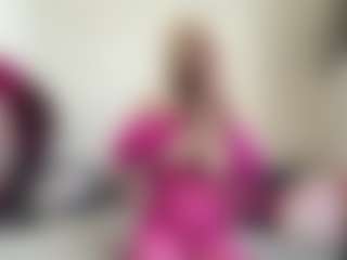 bratzdollchloe's Live Sex Cam Show