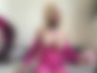 bratzdollchloe's Live Sex Cam Show