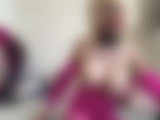 bratzdollchloe's Live Sex Cam Show