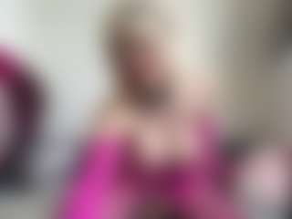 bratzdollchloe's Live Sex Cam Show