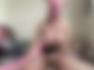 bratzdollchloe's Live Sex Cam Show