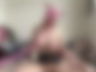 bratzdollchloe's Live Sex Cam Show