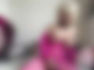 bratzdollchloe's Live Sex Cam Show