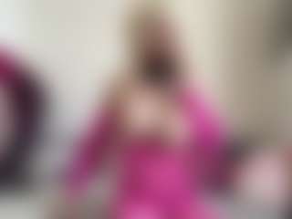 bratzdollchloe's Live Sex Cam Show