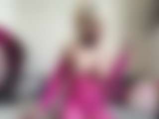 bratzdollchloe's Live Sex Cam Show