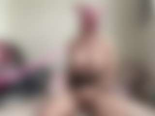 bratzdollchloe's Live Sex Cam Show