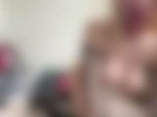 bratzdollchloe's Live Sex Cam Show
