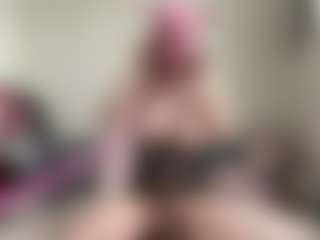bratzdollchloe's Live Sex Cam Show