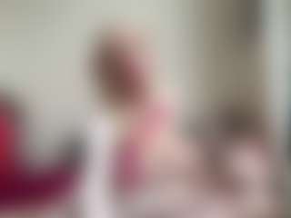 bratzdollchloe's Live Sex Cam Show